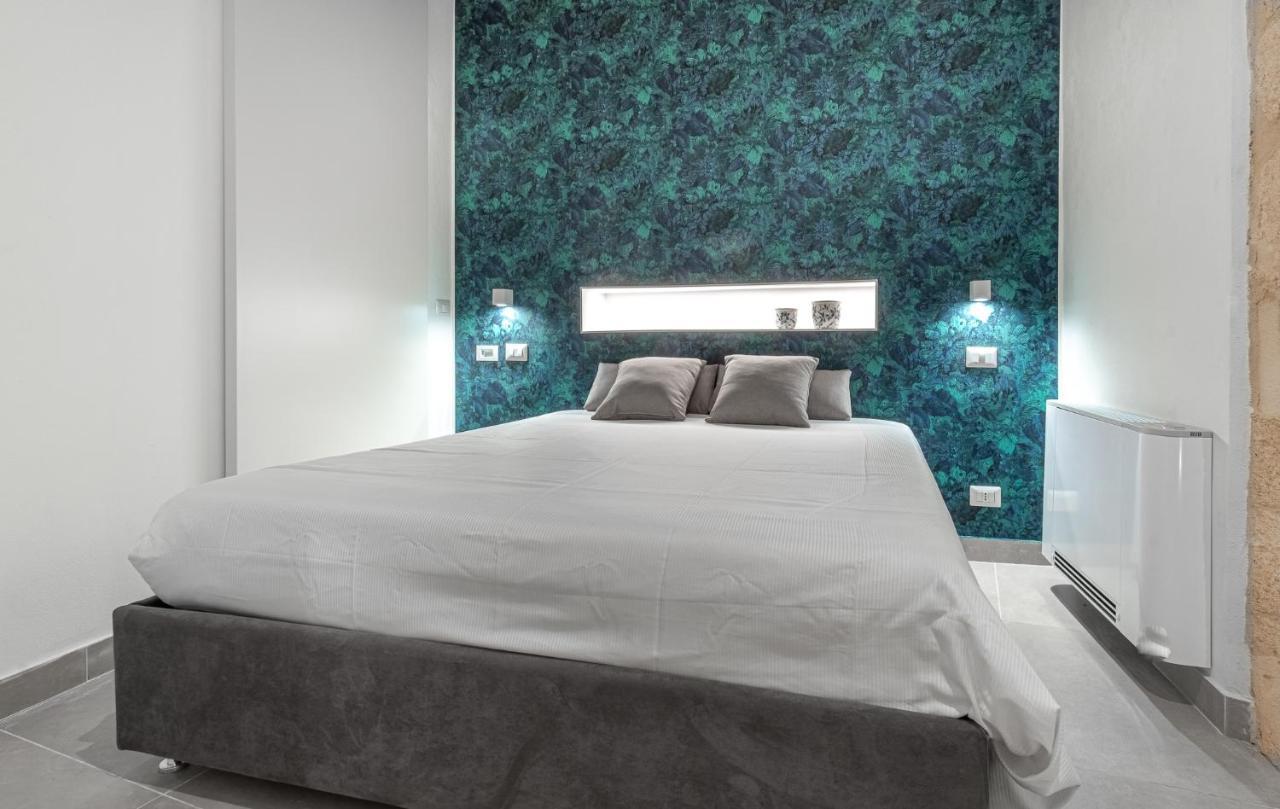 סירקוזה Casa Zummo Ortigia Luxury Apartment מראה חיצוני תמונה