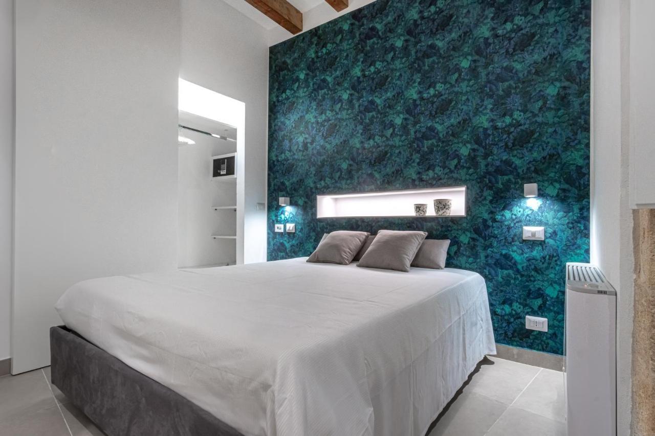 סירקוזה Casa Zummo Ortigia Luxury Apartment מראה חיצוני תמונה