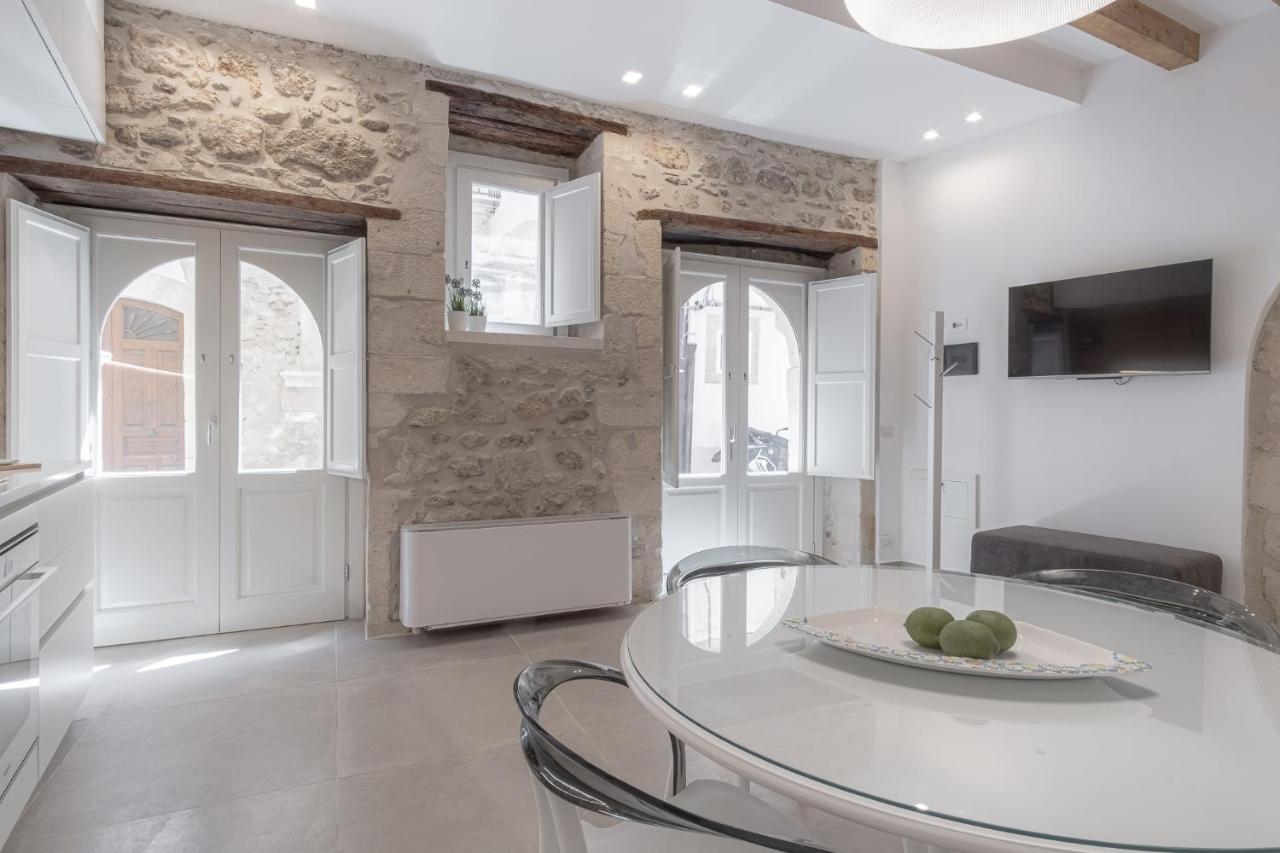 סירקוזה Casa Zummo Ortigia Luxury Apartment מראה חיצוני תמונה