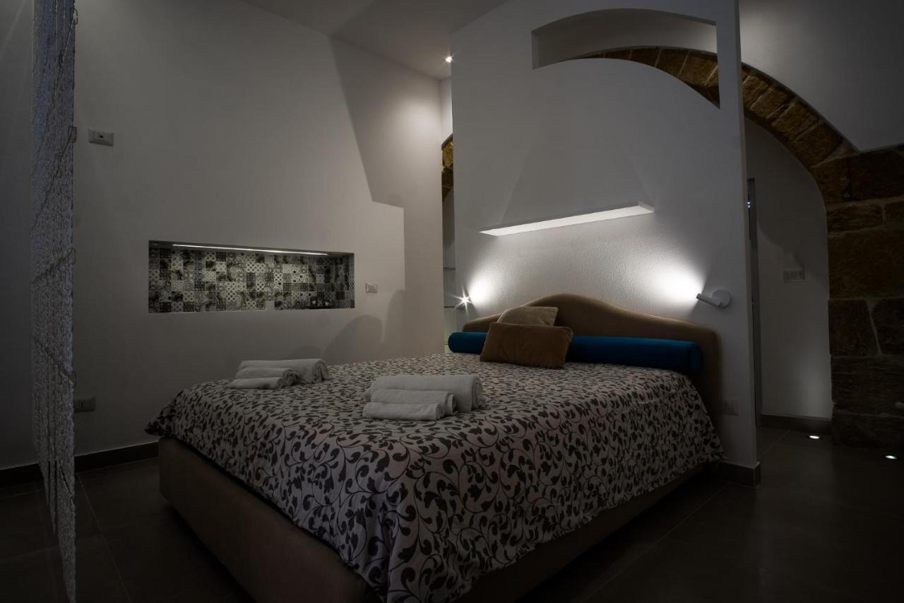 סירקוזה Casa Zummo Ortigia Luxury Apartment מראה חיצוני תמונה