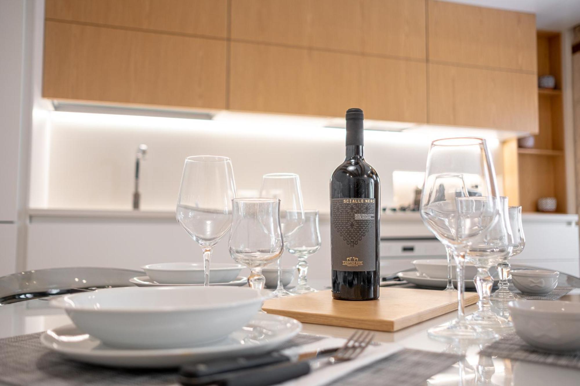 סירקוזה Casa Zummo Ortigia Luxury Apartment מראה חיצוני תמונה