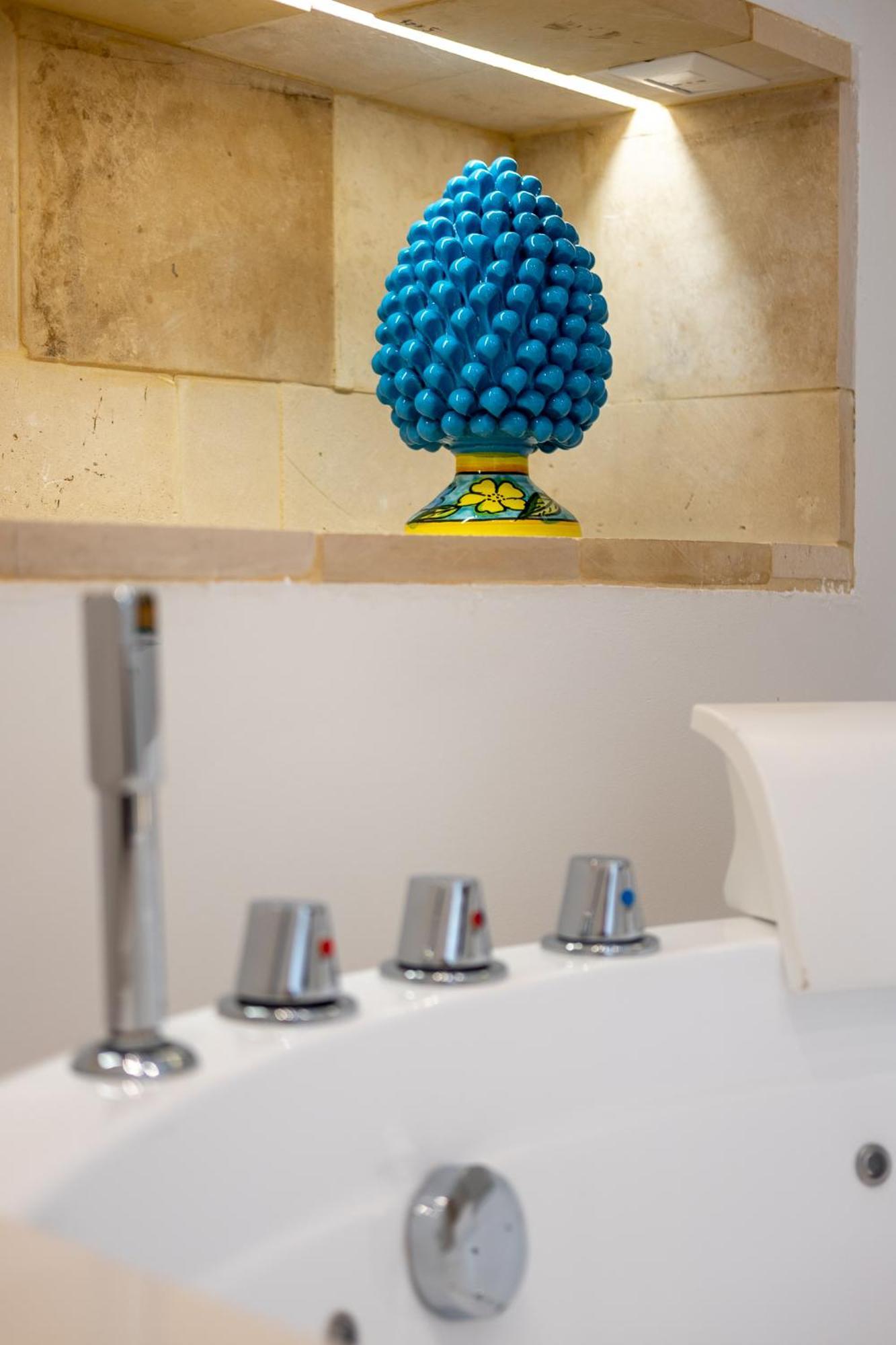 סירקוזה Casa Zummo Ortigia Luxury Apartment מראה חיצוני תמונה