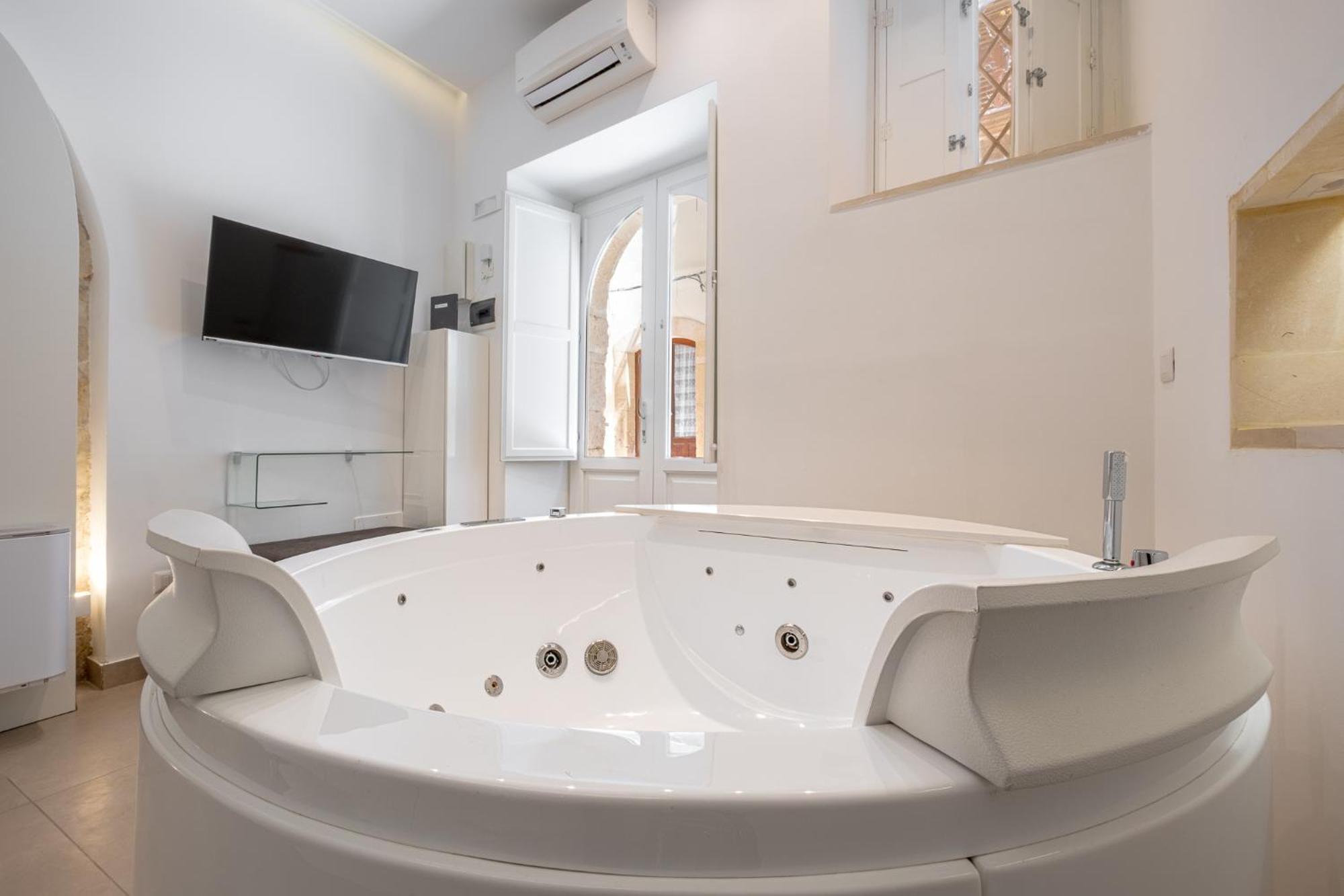 סירקוזה Casa Zummo Ortigia Luxury Apartment מראה חיצוני תמונה