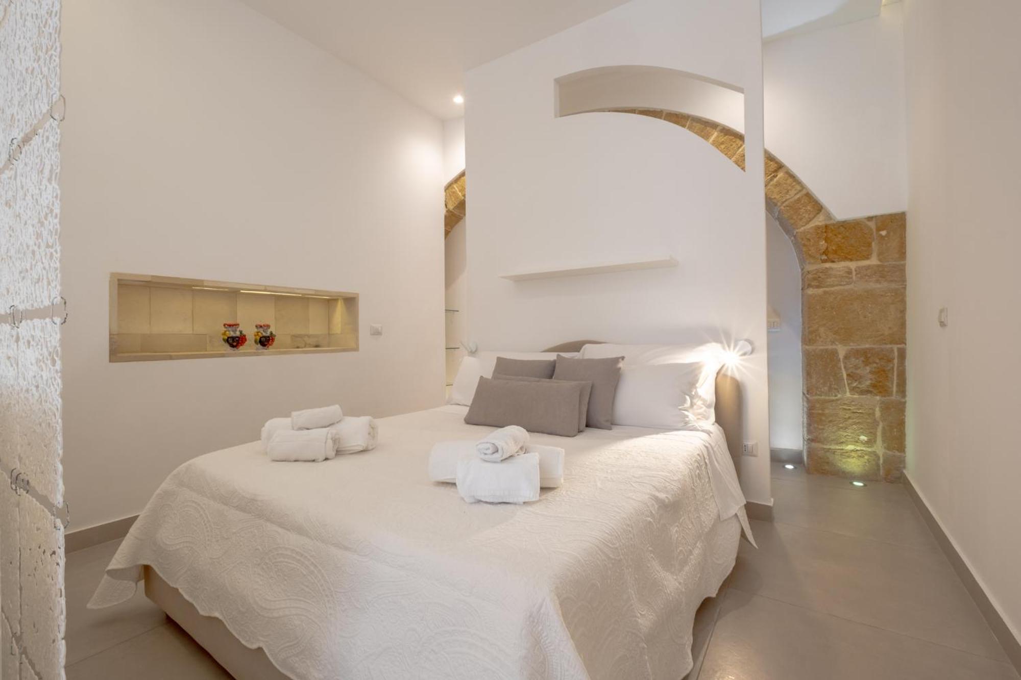 סירקוזה Casa Zummo Ortigia Luxury Apartment מראה חיצוני תמונה