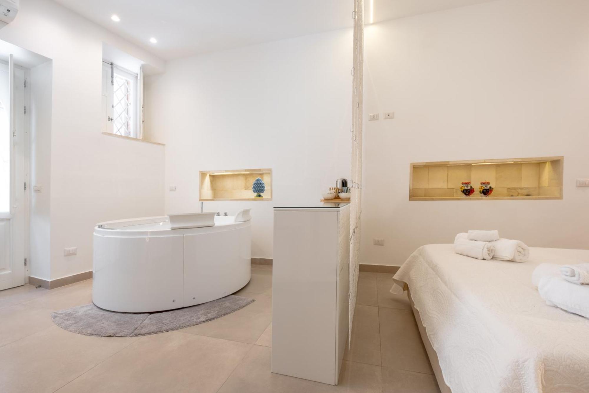 סירקוזה Casa Zummo Ortigia Luxury Apartment מראה חיצוני תמונה